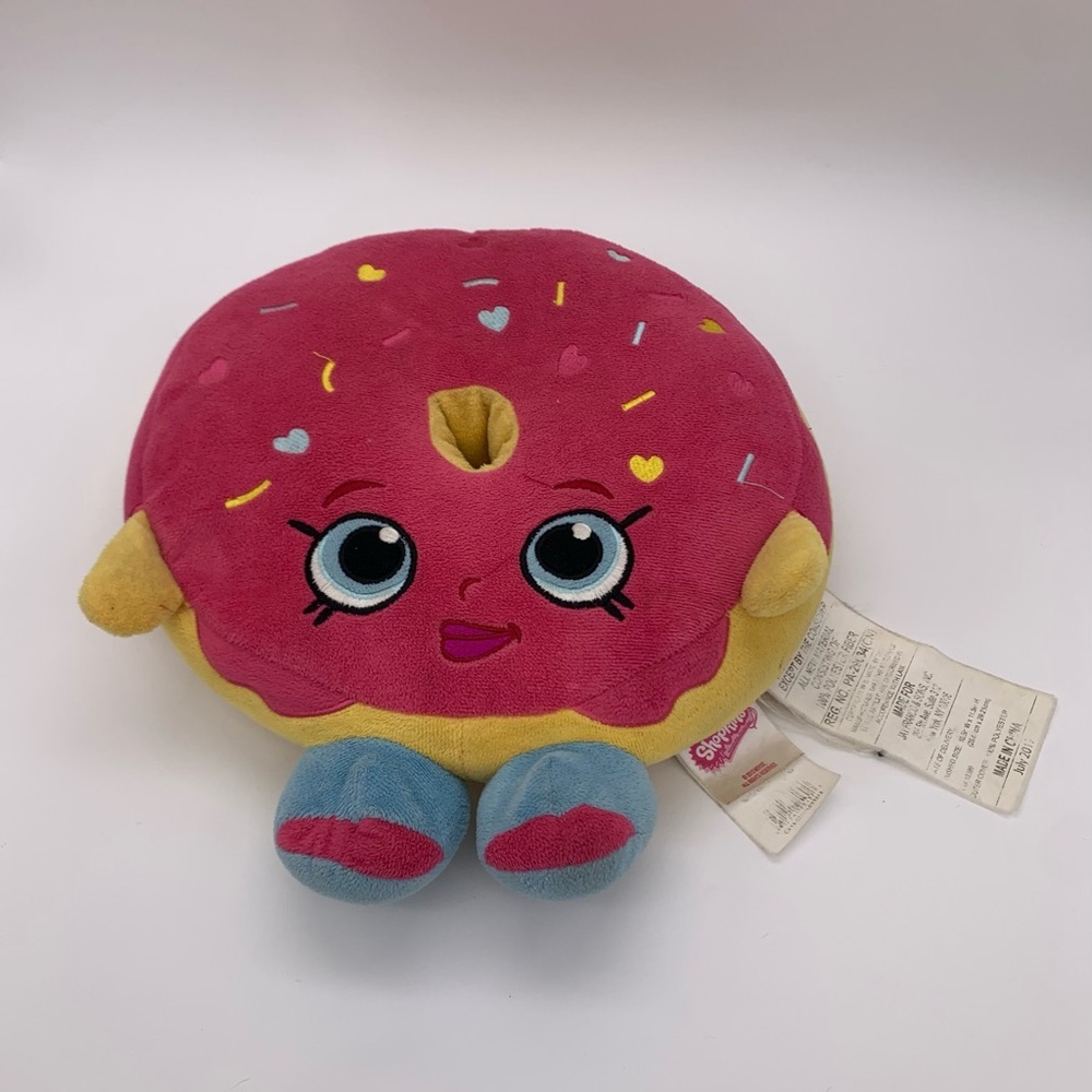 Shopkins 2013 D’lish Donut Pink Doughnut With Hearts & Sprinkles Plush